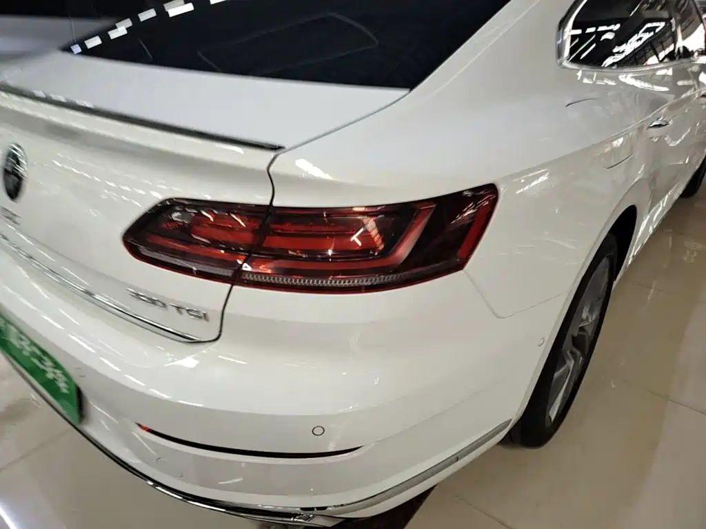 Фото 8 - Volkswagen CC