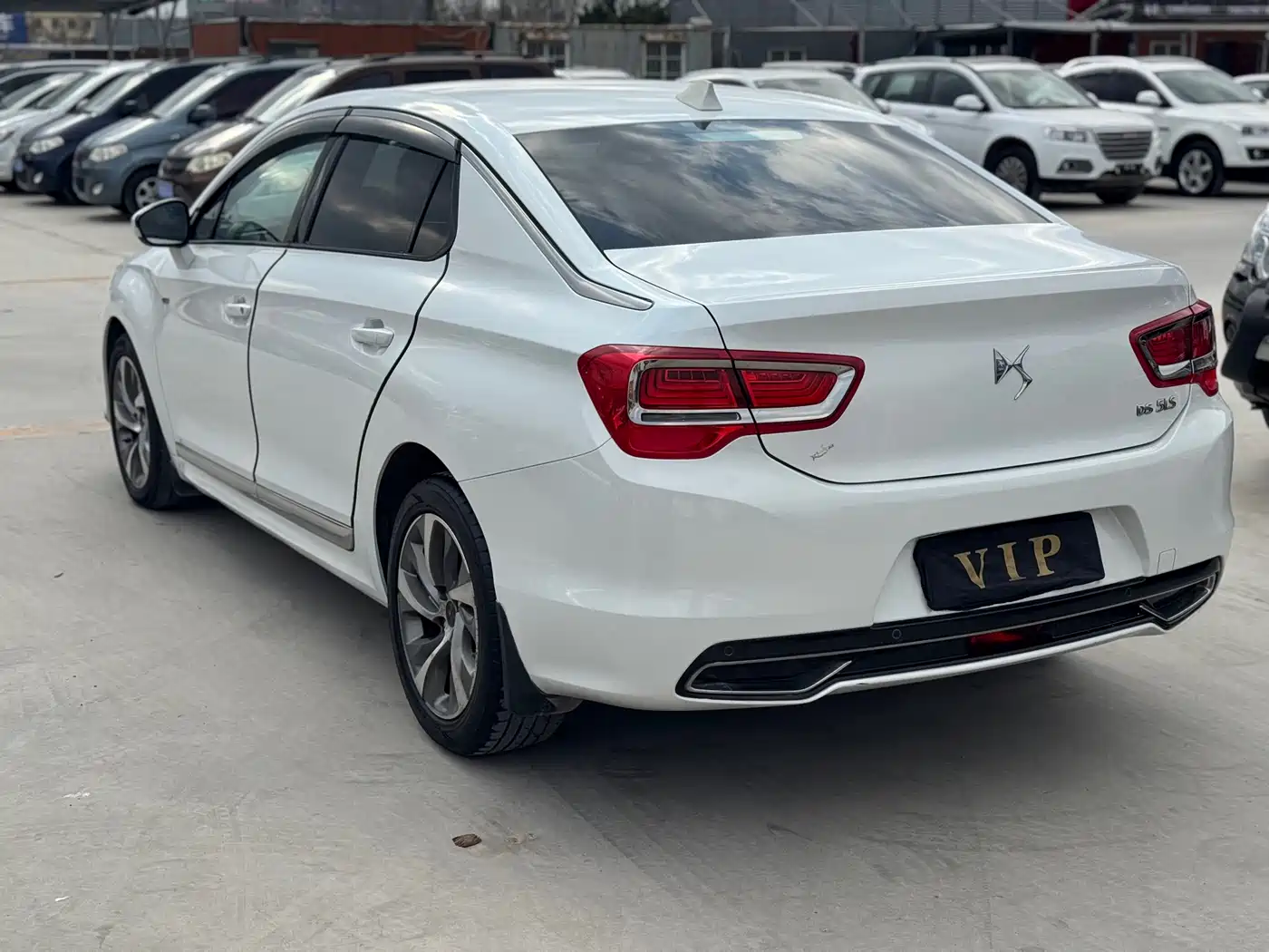 DS 5LS 2014 2014 1.6T Elegance THP160