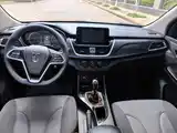 Фото 9 - Baojun 730