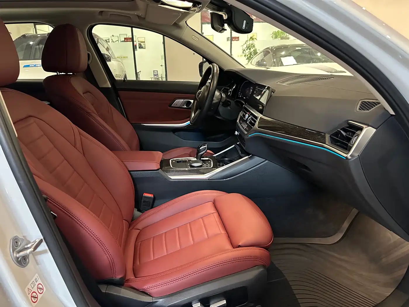 BMW 3 Series 2021 325Li M Sport Package фото 10
