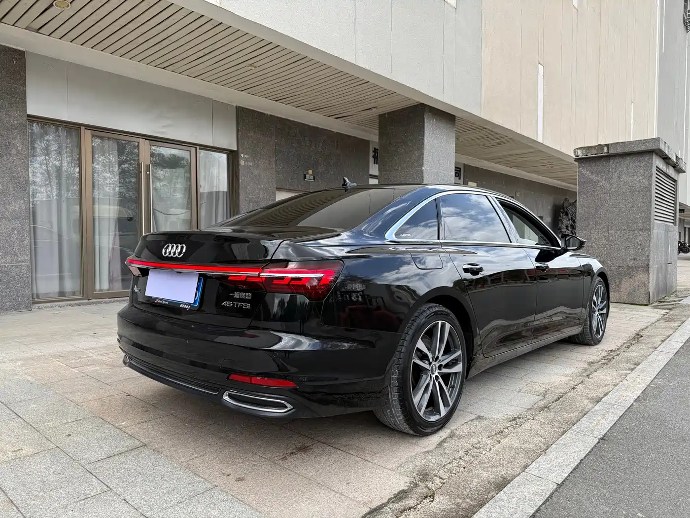 Audi A6L 2020 40 TFSI Luxury Elegance фото 8