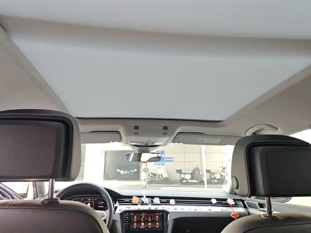 Volkswagen Weilan 2021 2.0T Smooth Ride Edition фото 18