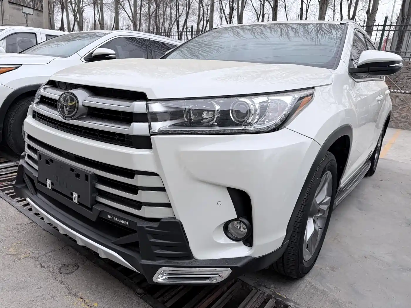 Toyota Highlander 2018 2.0T 4WD Luxury 7-seater China VI