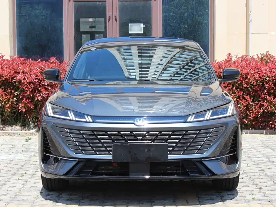 Changan Eado 2025 2025 Model Year Facelift 1.5T 500Bar Premium Edition