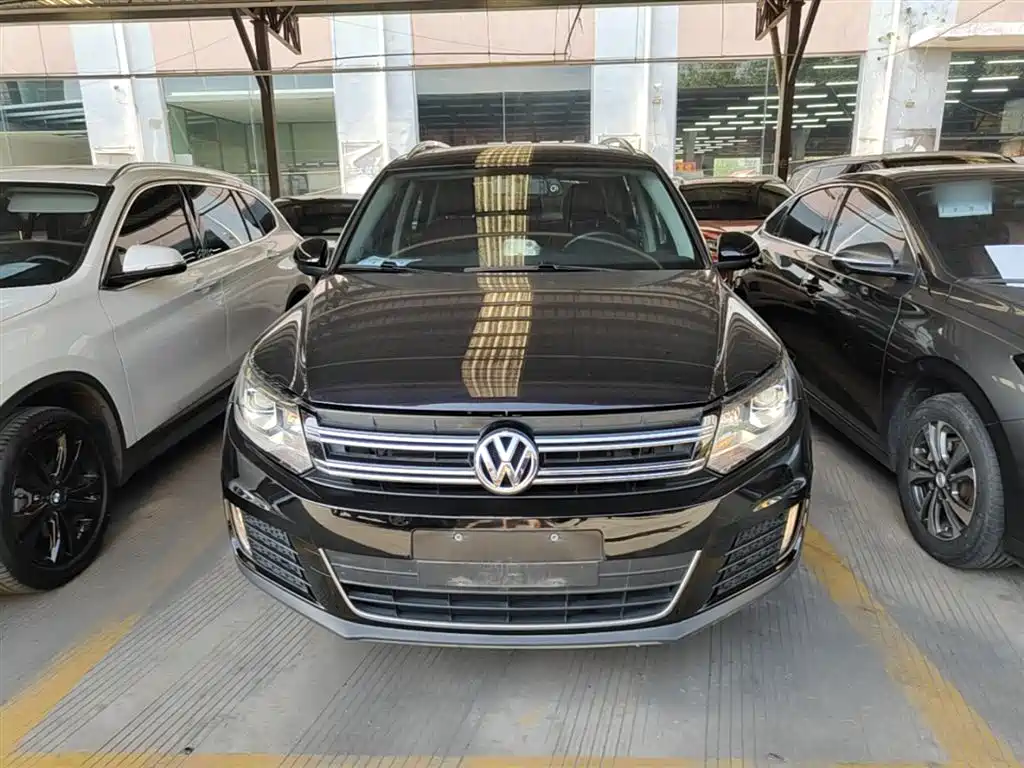 Volkswagen Tiguan 2013 1.8TSI Automatic 2WD Luxury Model фото 3