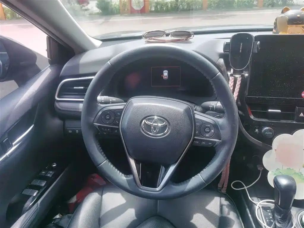 Toyota Camry 2021 2.5G Luxury Edition фото 3