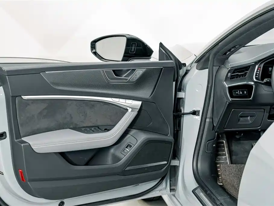 Audi A7L 2026 2024 55 TFSI quattro Flagship