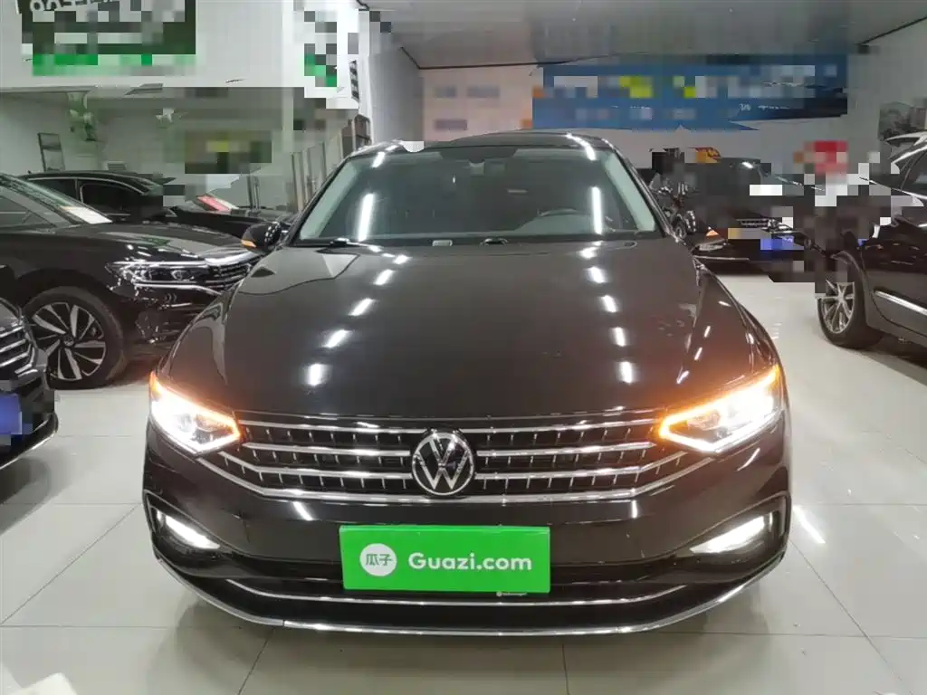 Volkswagen Magotan 2020 330TSI DSG Luxury фото 3