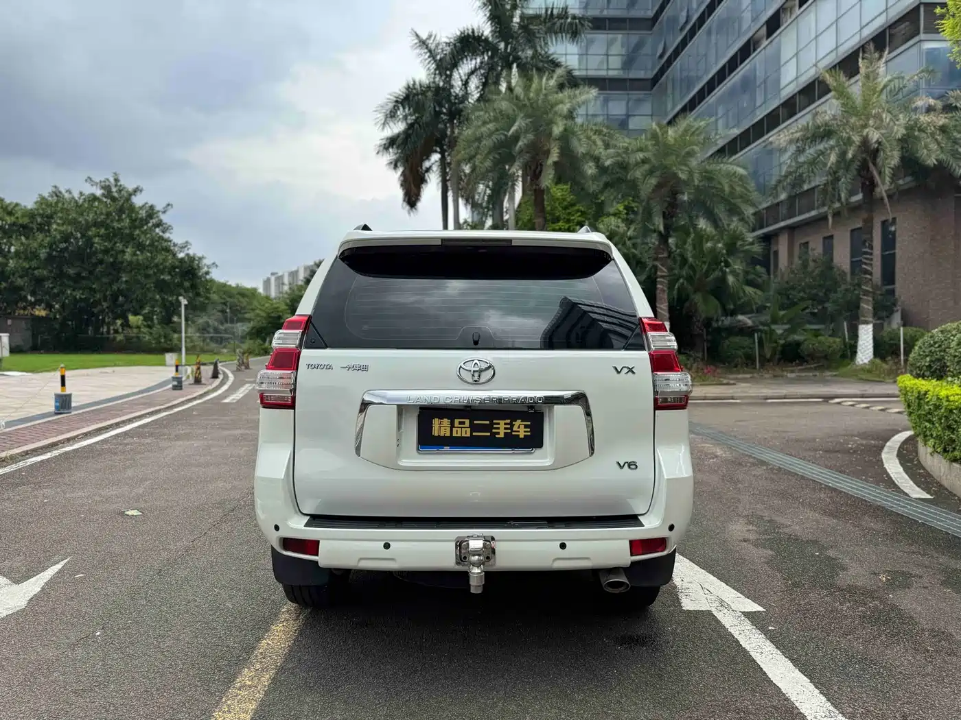 Toyota Prado 2010 4.0L Automatic TX-L фото 16