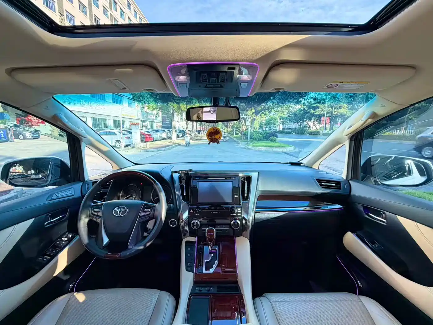 Toyota Alphard 2015 3.5L Luxury Edition фото 6