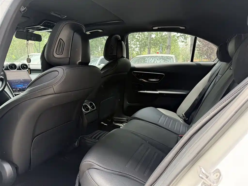 Mercedes-Benz C-Class 2024 Facelift C 200 L Sport фото 5