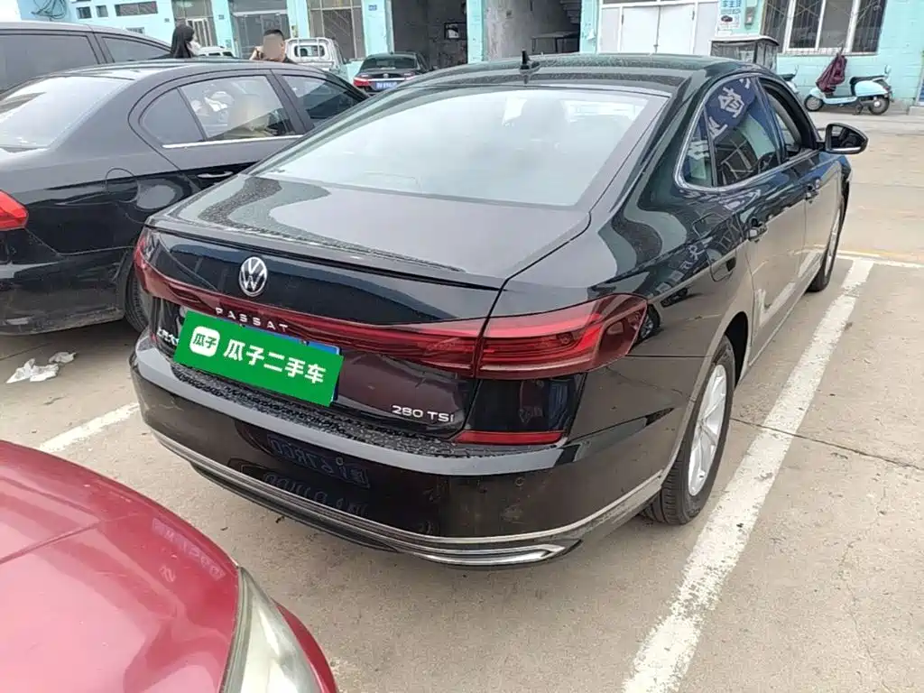 صورة 7 - Volkswagen Passat