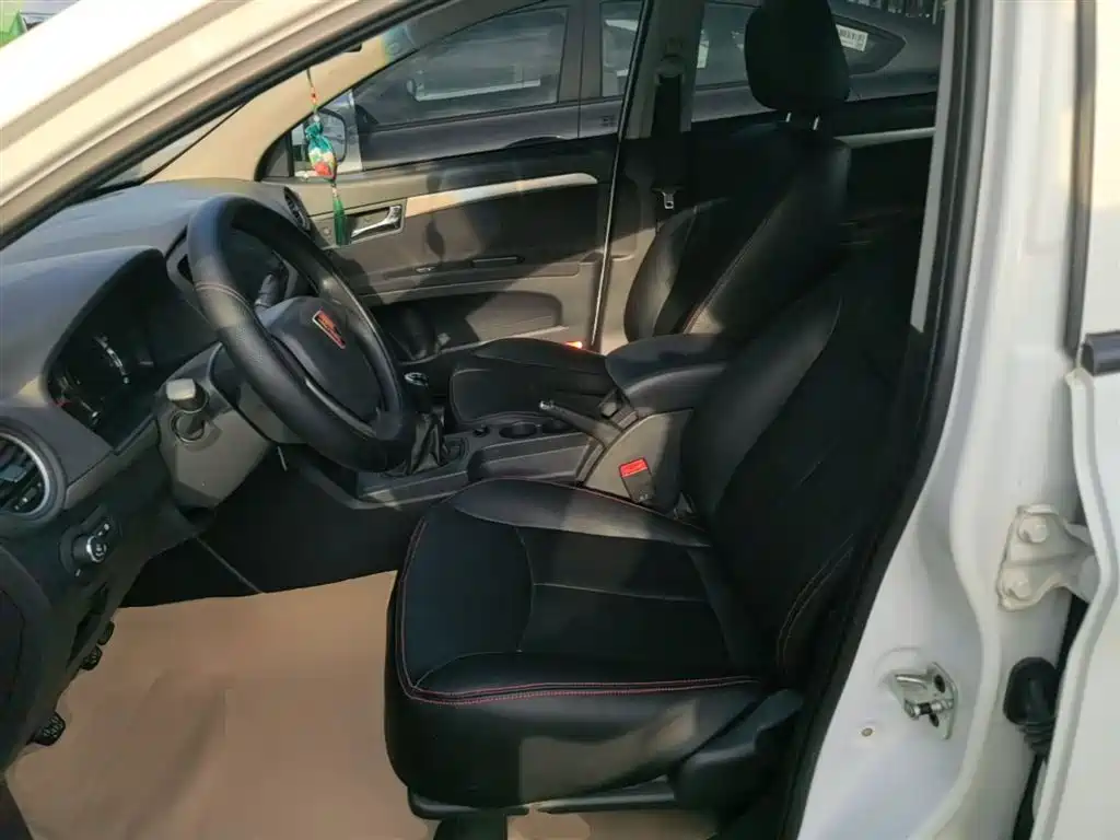 Roewe 350 2016 2015 Model 1.5L Manual Luxury Sunroof Edition