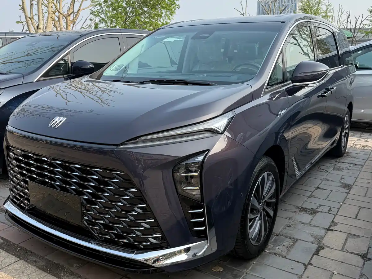 BUICK GL8 NEW ENERGY