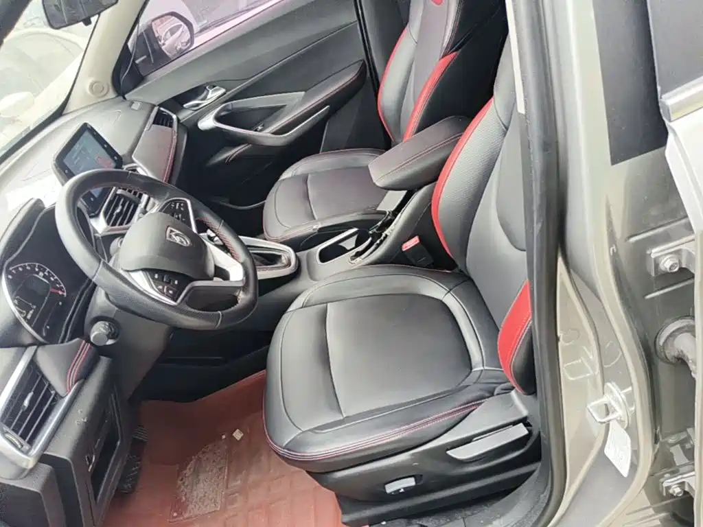 Baojun 510 2019 2019 1.5L CVT Superior Edition China VI