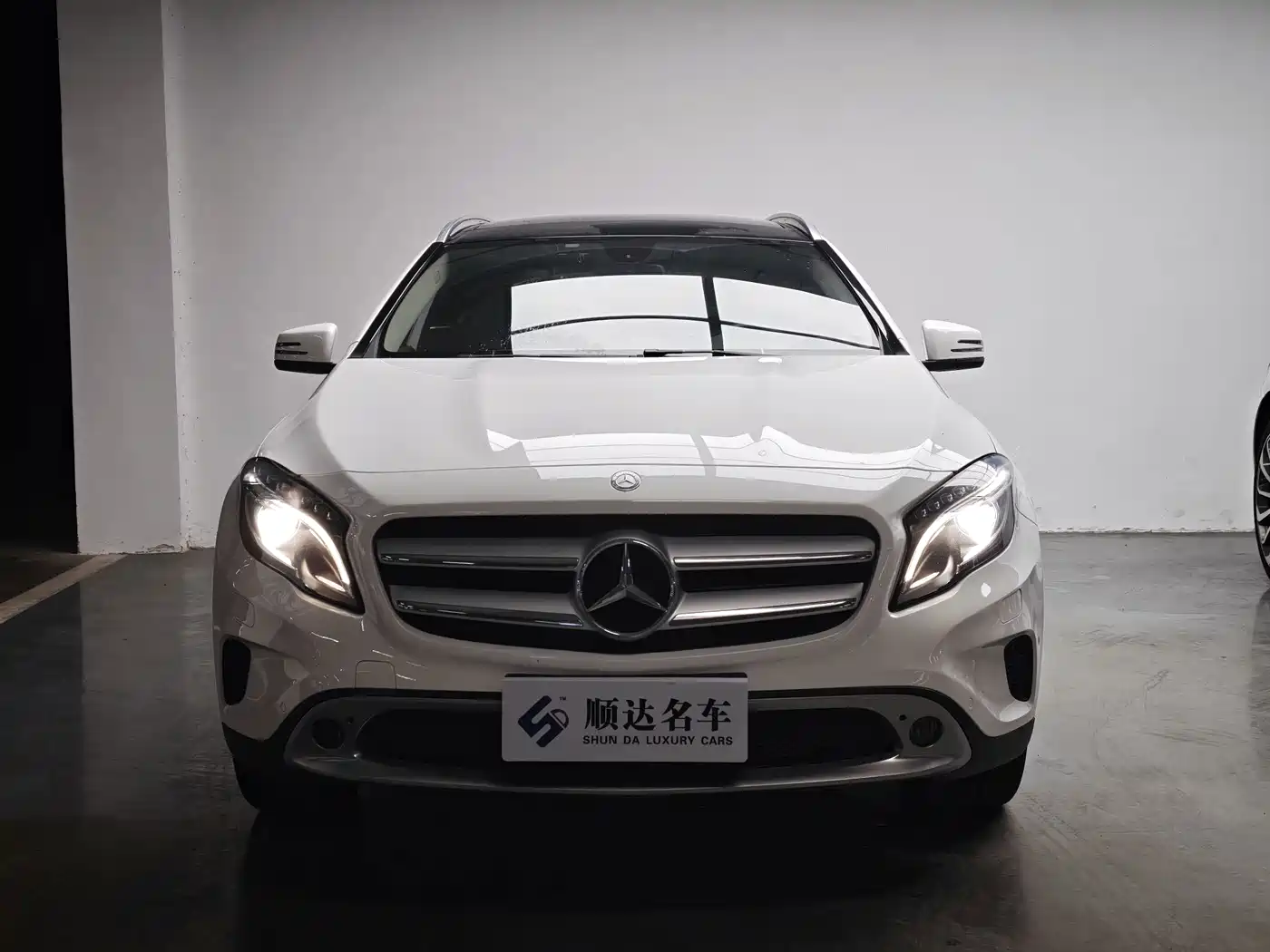 Mercedes-Benz GLA 2015 2016 GLA 200 Fashion