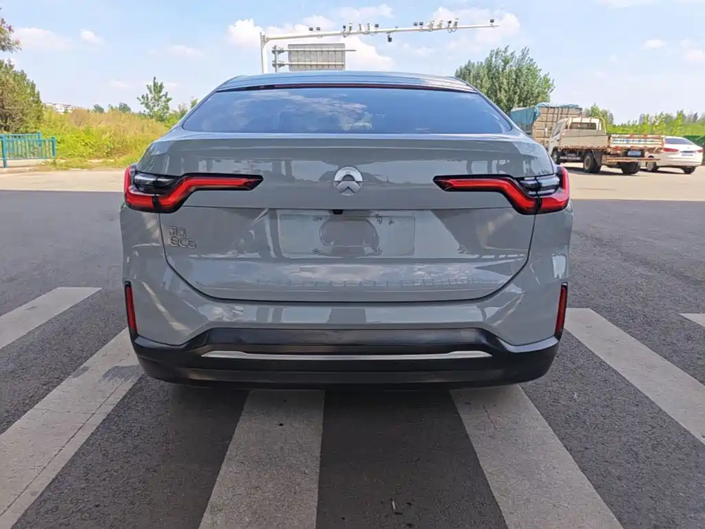 Фото 4 - NIO EC6
