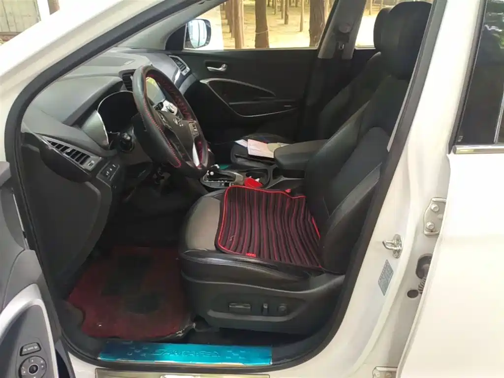 Hyundai Santa Fe 2015 2.0T Automatic 2WD Smart 5-Seater фото 22