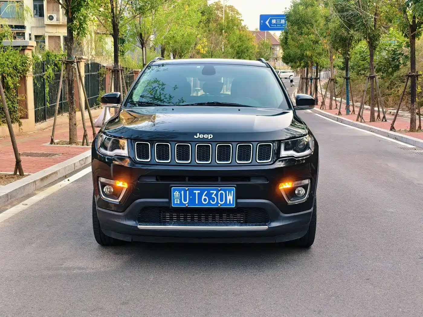 Photo 2 - Jeep Compass