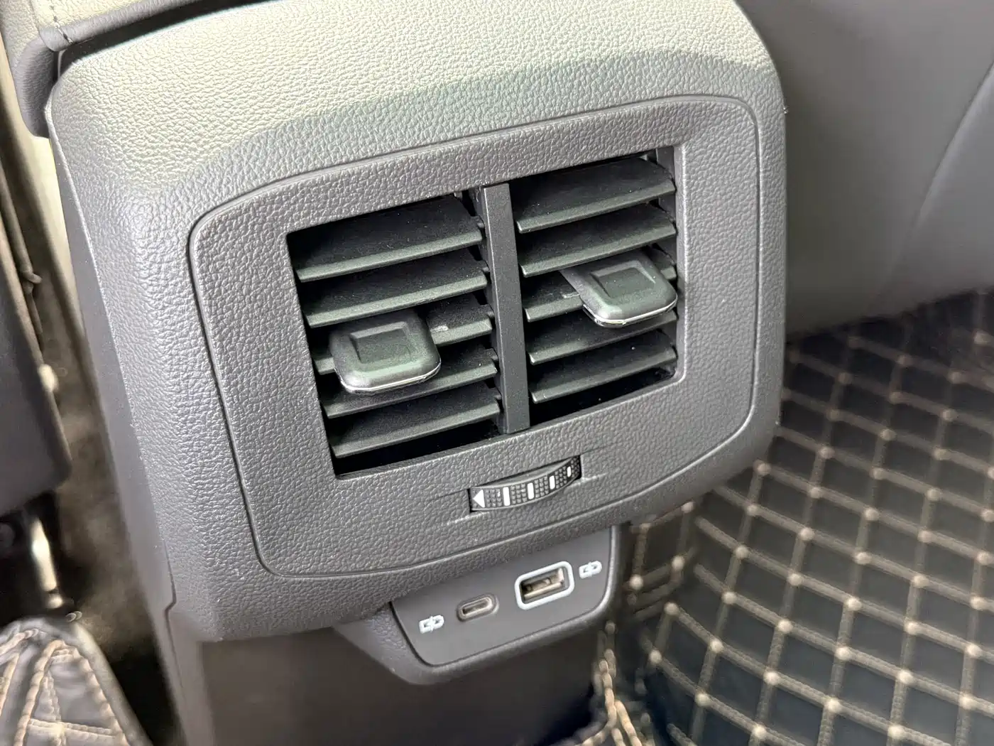 Volkswagen T-Cross 2021 280TSI DSG Comfort Edition фото 20