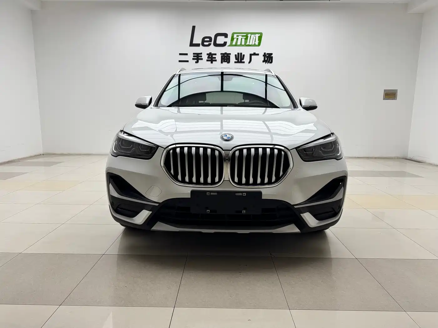 BMW X1 2020 xDrive25Li Premium Edition фото 3