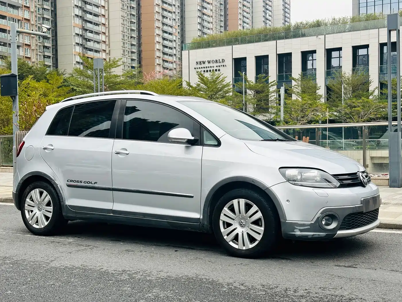 Volkswagen Golf (Import) 2011 1.4TSI Cross Golf фото 3