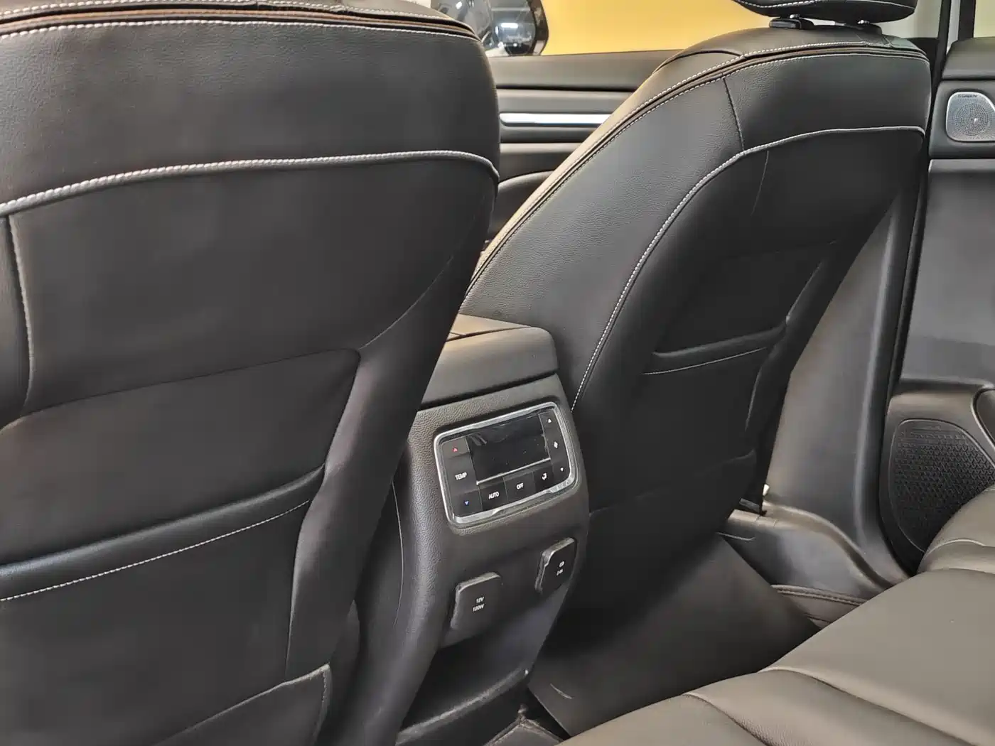 GAC Trumpchi Trumpchi GS8 2020 Model 390T FWD Luxury Smart Connect (7-seater) фото 23