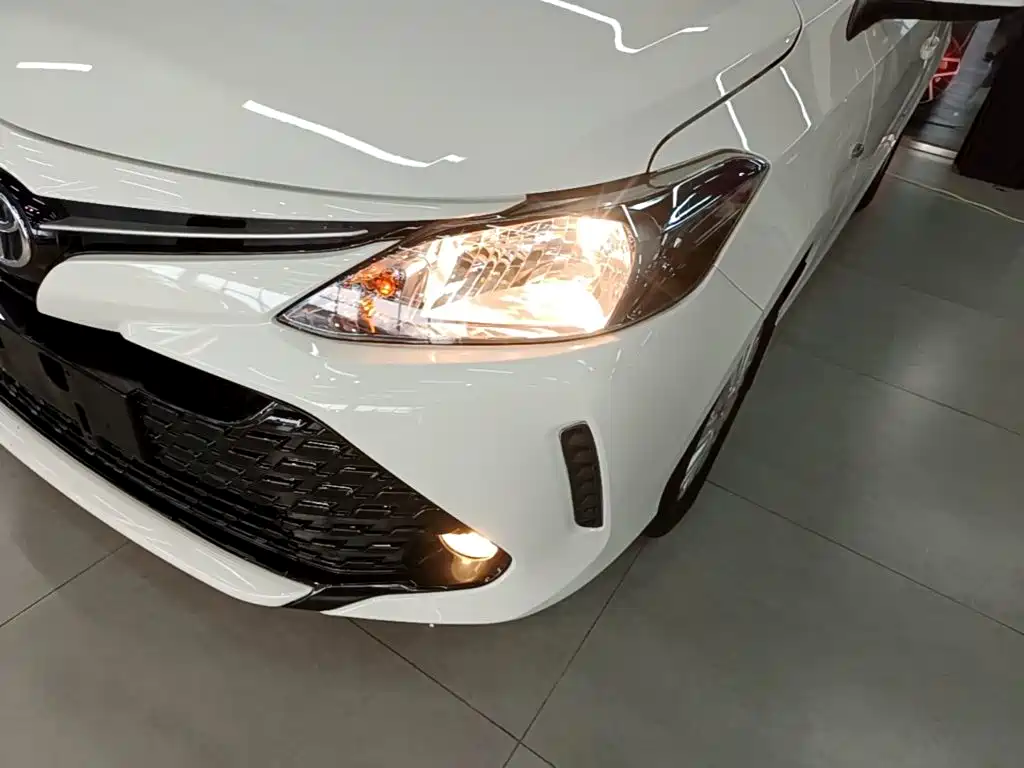 Toyota Vios FS 2017 2017 1.5L CVT Trend Edition