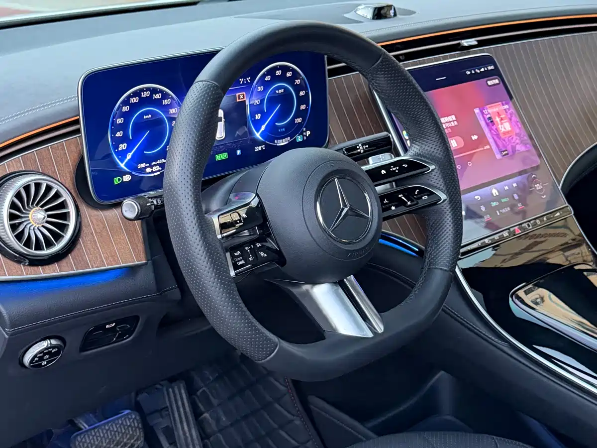 Mercedes-Benz EQE SUV 2024 350 4MATIC Pioneer Edition фото 8