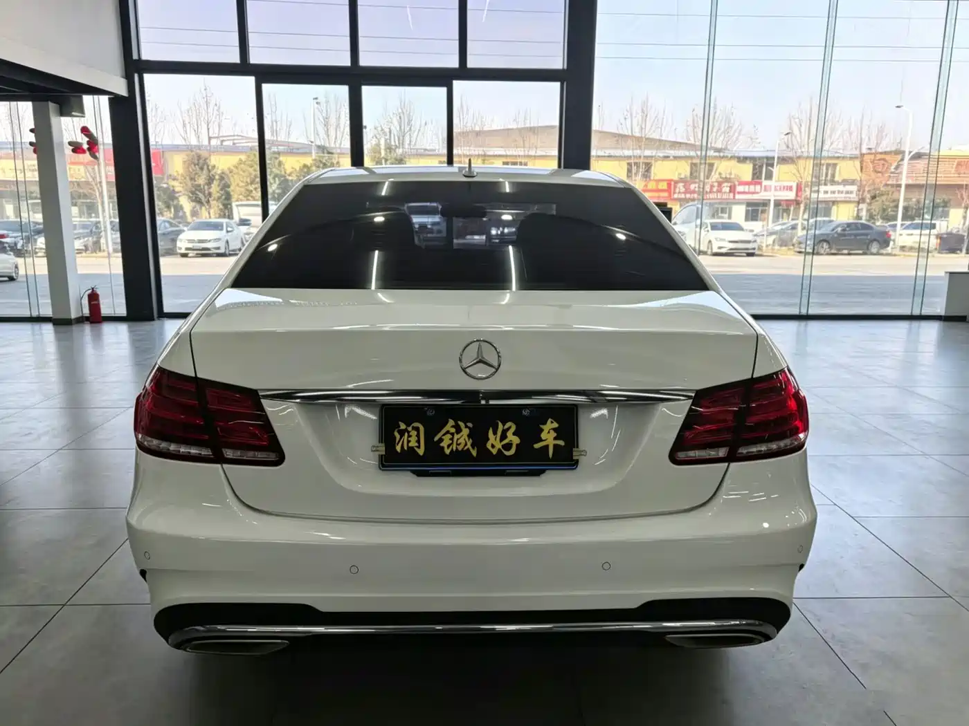 Mercedes-Benz E-Class 2015 Facelift E 200 L фото 5
