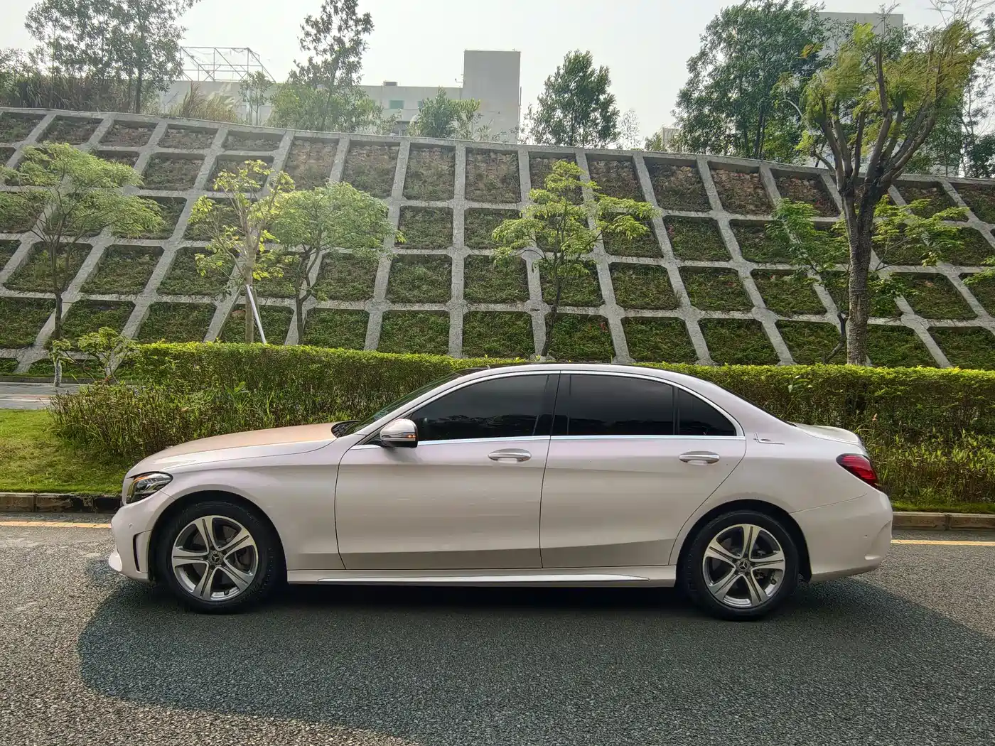 Mercedes-Benz C-Class 2021 C 260 L Sport Edition фото 3