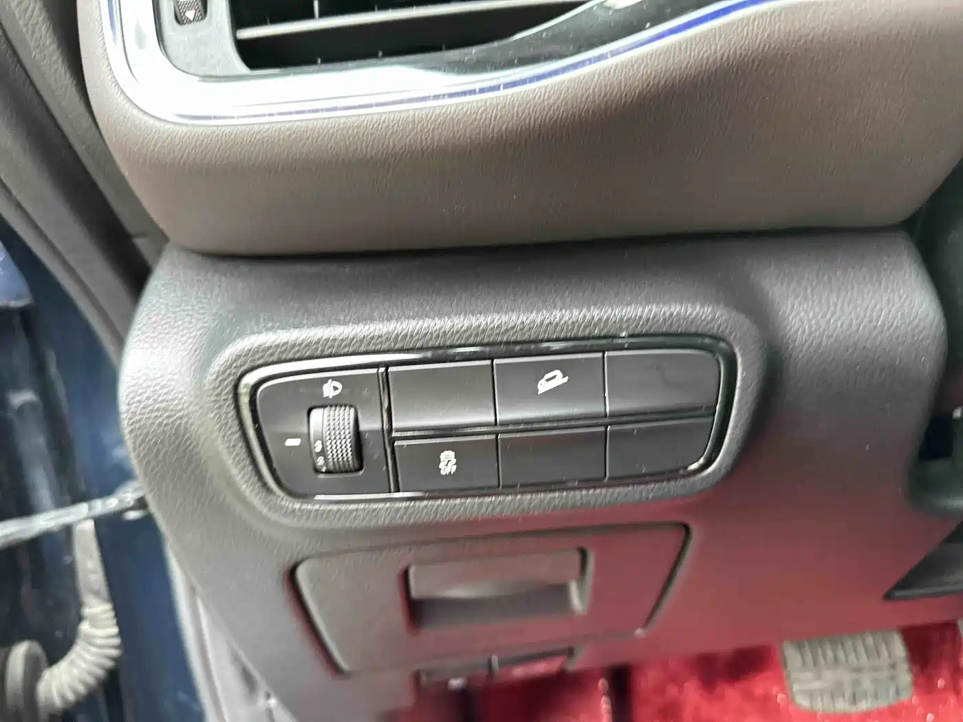 GAC Trumpchi Trumpchi M6 2019 270T DCT Luxury Edition (7-seater) (China VI) фото 24