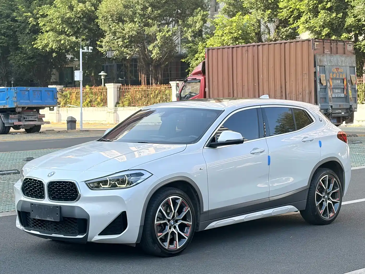 BMW X2