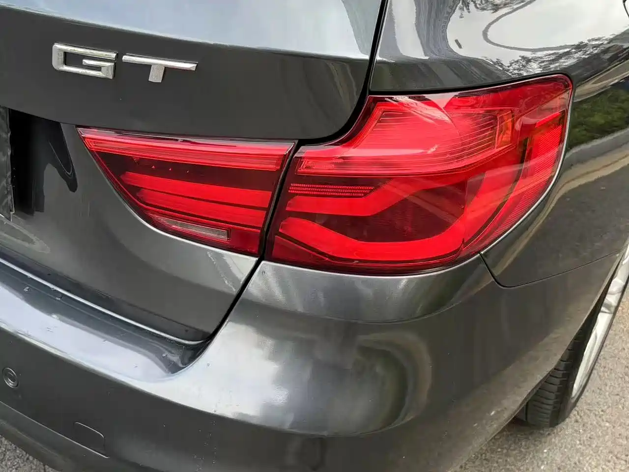 BMW 3 Series GT 2019 320i M Sport Black Night Edition фото 15