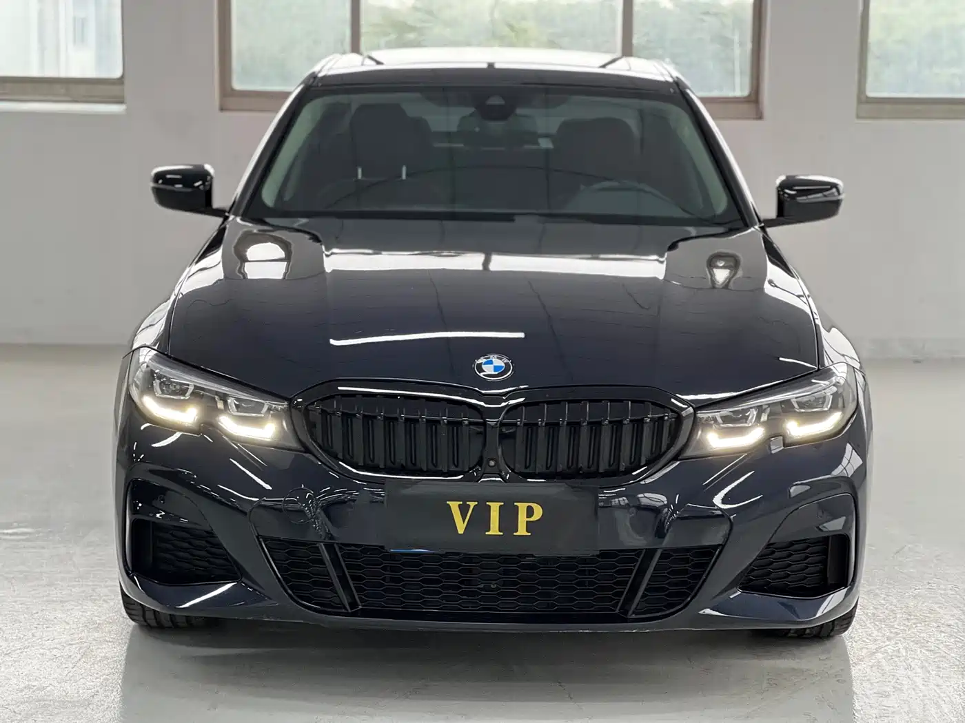 BMW 3 Series 2022 325i M Sport Shadow Edition фото 2