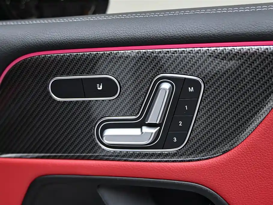 Mercedes-Benz GLB AMG 2023 Model AMG GLB 35 4MATIC фото 29