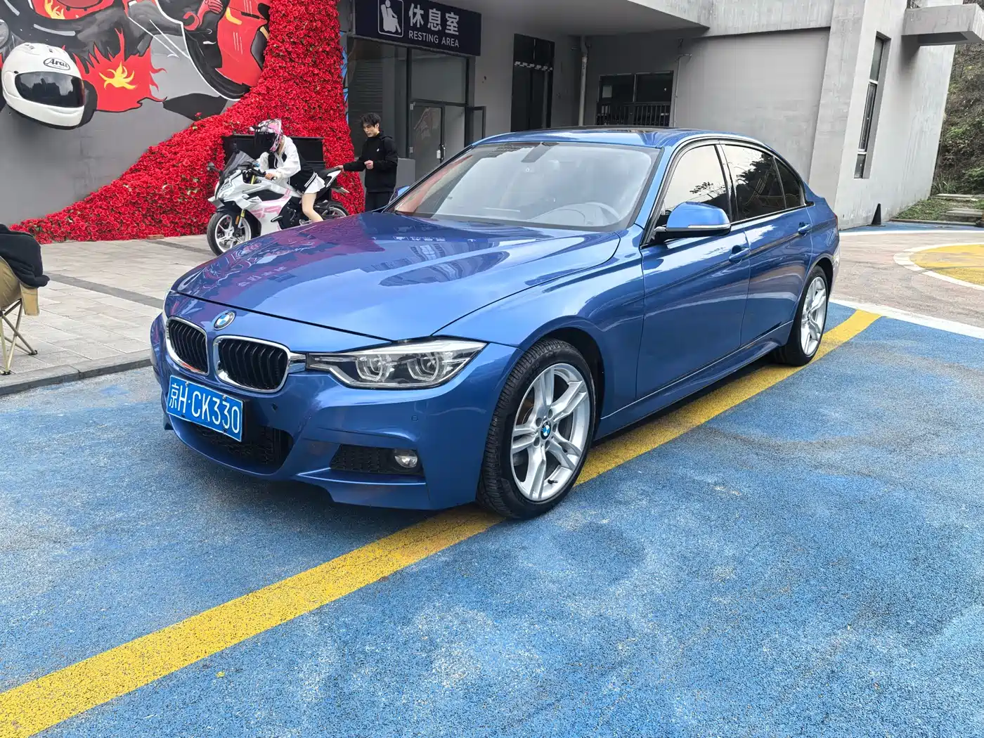 BMW 3 Series 2018 320Li Leading M Sport Package фото 10