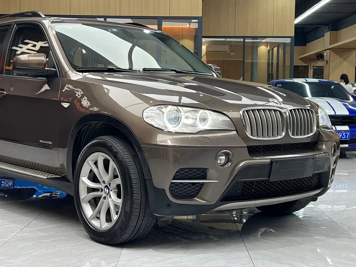 BMW X5 (Import) 2013 xDrive35i Leading фото 10