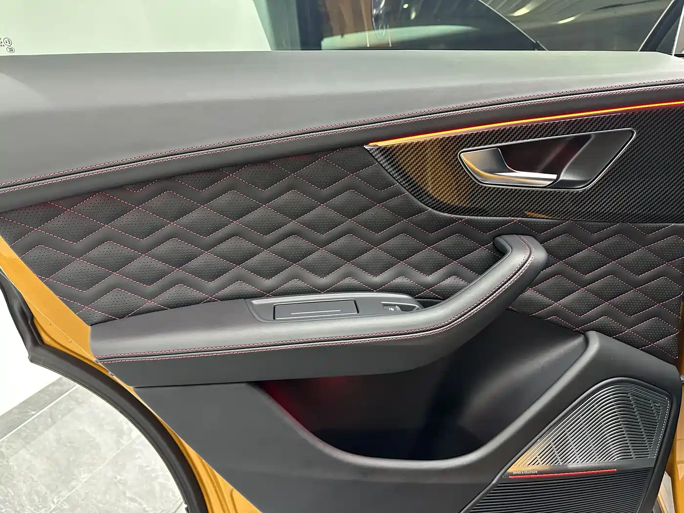 Audi Q8 2023 55 TFSI Luxury Sport фото 21