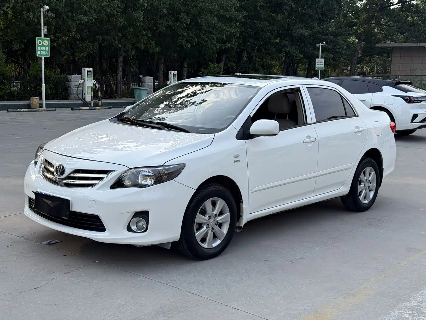 Toyota Corolla 2013 Special Edition 1.6L Auto Ultimate Cool GL