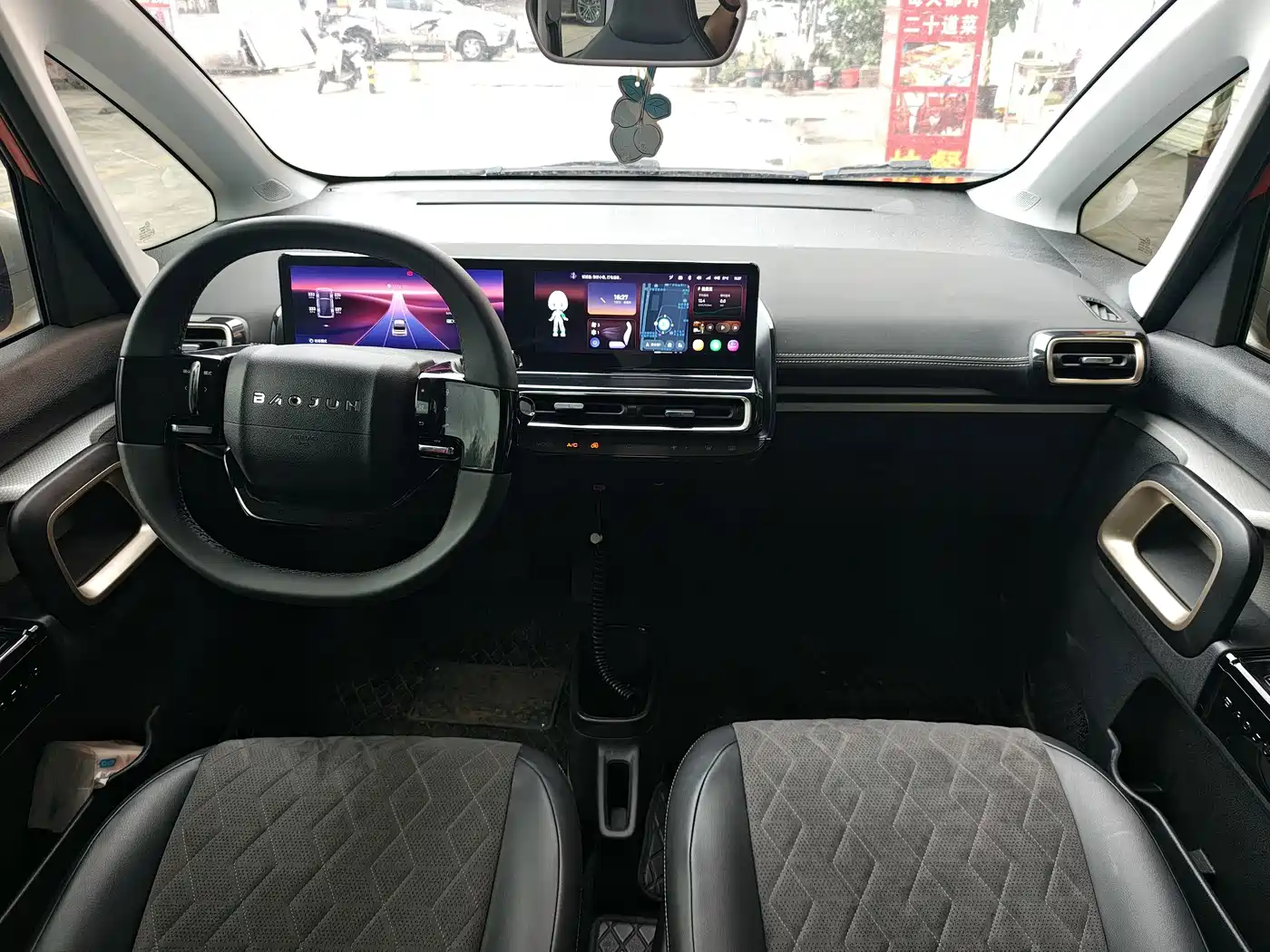 Baojun KiWi EV 2024 2023 Smart Luxury Edition LFP