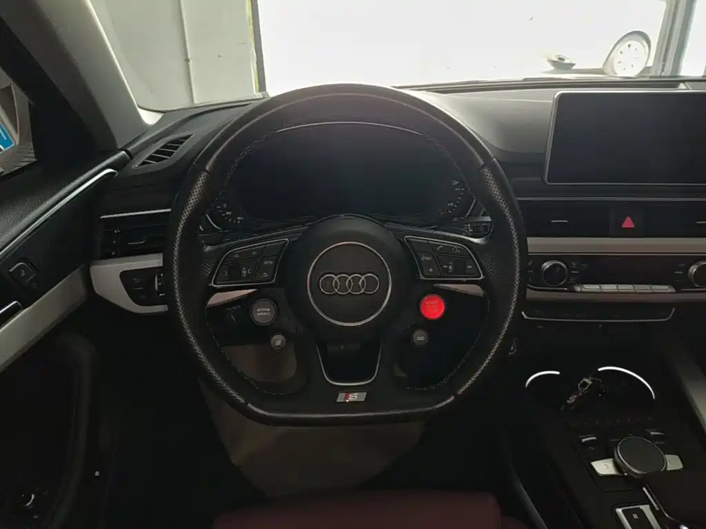 Audi A4 (Import) 2020 2020 Avant Pioneer 40 TFSI Fashion Dynamic