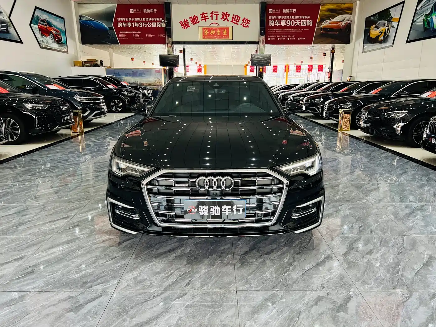Audi A6L 2024 45 TFSI quattro Exclusive Dynamic фото 2