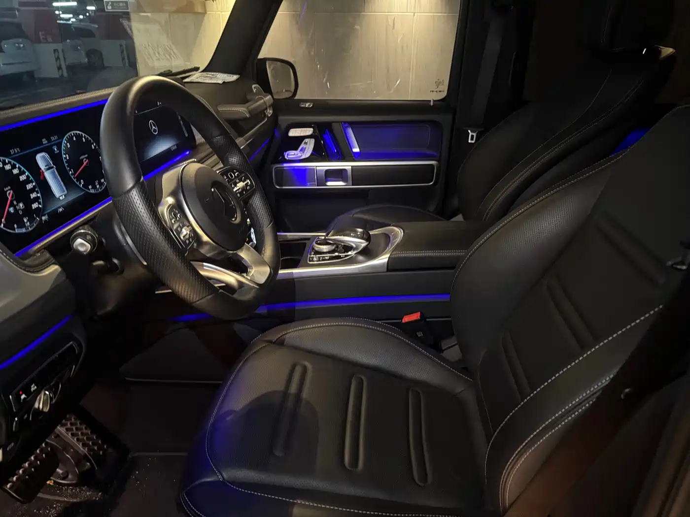 Mercedes-Benz G-Class 2024 G 500 фото 11