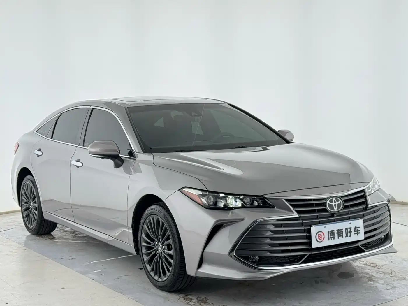 Toyota Avalon 2019 2019 2.0L XLE Premium Edition (China VI)