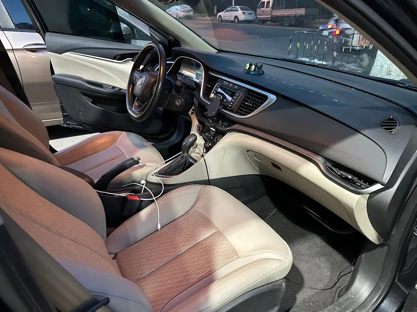 Buick Excelle 2016 15N Automatic Elite фото 5