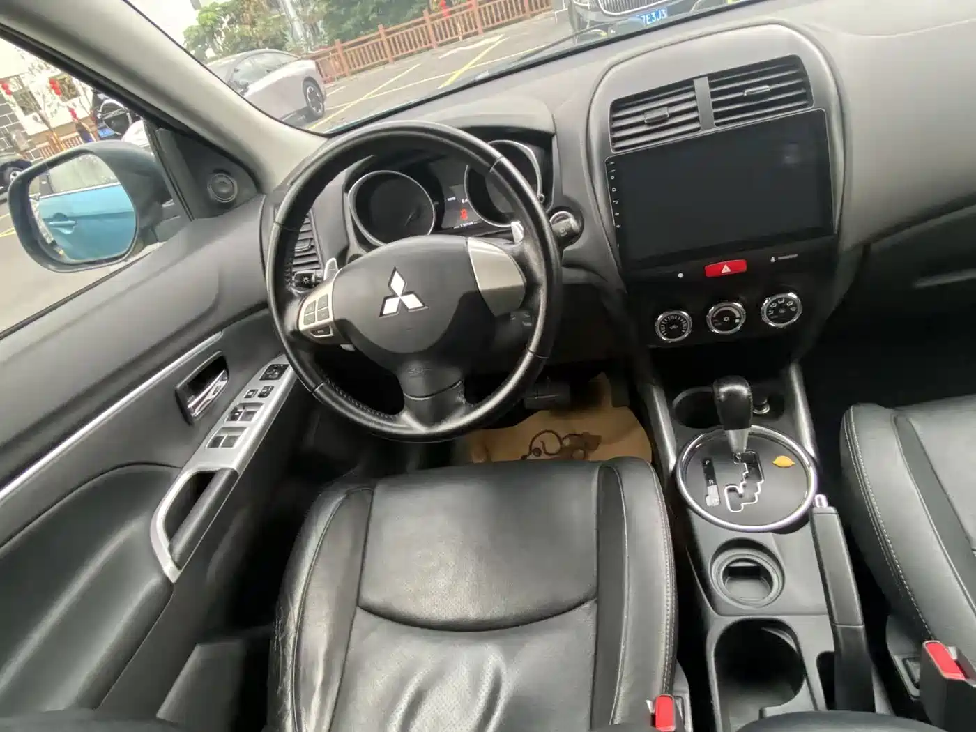 Mitsubishi ASX 2013 2.0L CVT 2WD Luxury фото 18