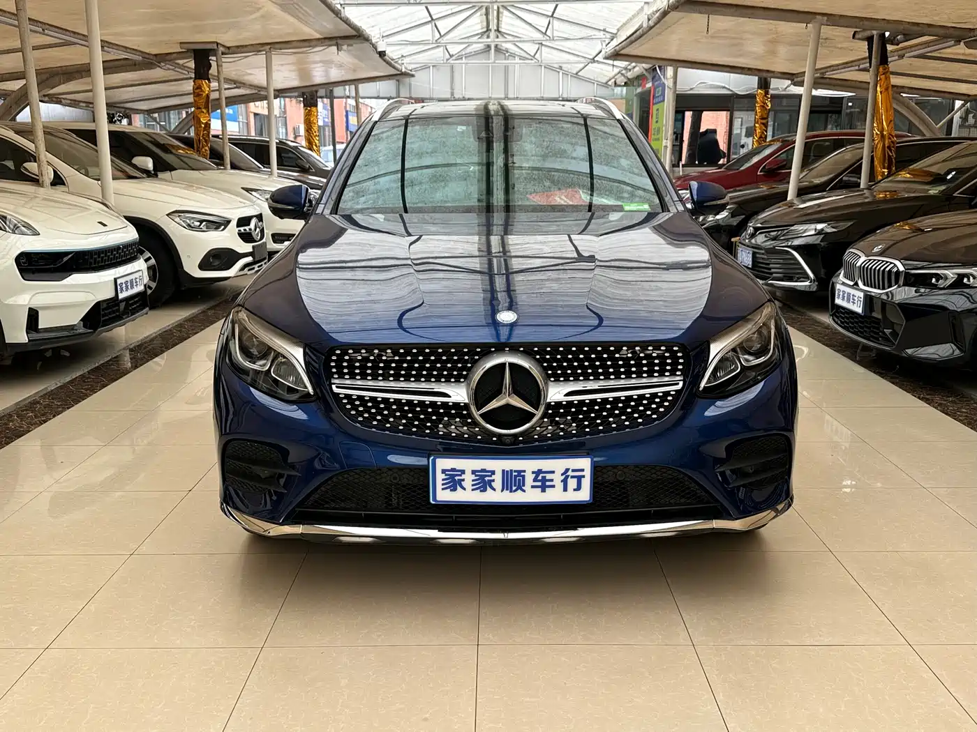 Mercedes-Benz GLC 2017 GLC 260 4MATIC Luxury фото 2