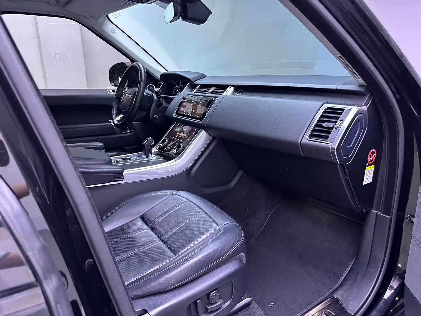 Land Rover Range Rover Sport 2019 3.0 SC V6 Special Edition фото 11