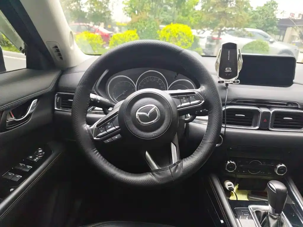 Photo 7 - Mazda CX-5